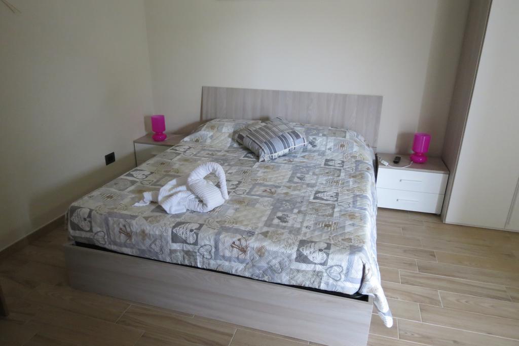 Cristallo Camere Alba  Buitenkant foto